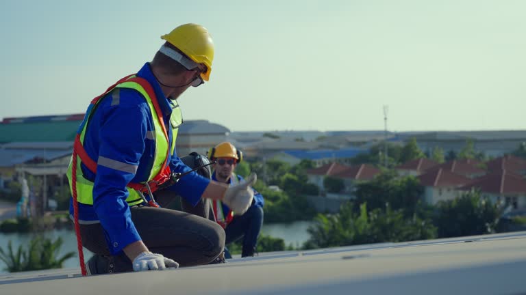 Asphalt Shingles Roofing in Cambridge, WI